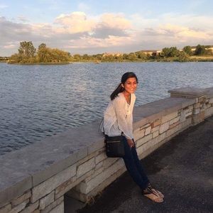 Meet your Posher, Angela